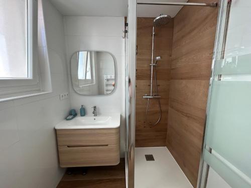 Superbe appartement face mer - 5 pers. - FR-1-331-236