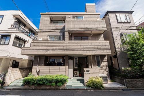 301 6 mins walk from Higashi-Jujo Station Comfortable 1 bedroom apartment on the 3rd floor Direct access to Akihabara and Ueno
