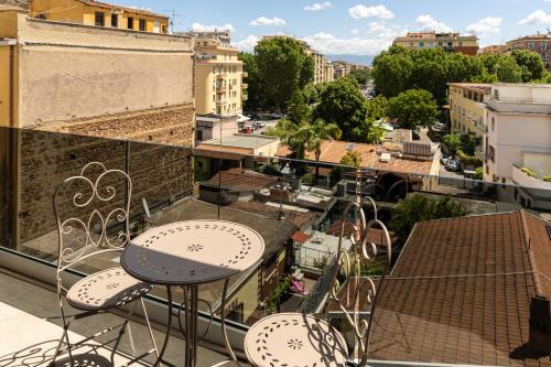 DKV Collection Rhome- Pigneto - 4 stops Colosseum