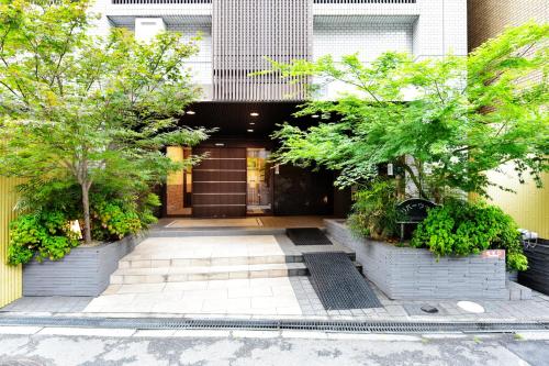 Room 402 Spacious 2LDK 80sqm Near Namba Family and Long Stay