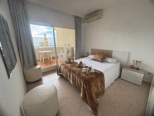 Apartamentos MAGIC BENALBEACH by Benalnova
