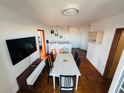 Apartment House Carpe Diem with Terracce&Private Parking