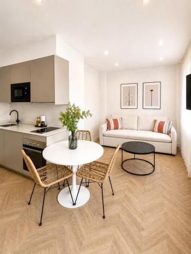 Unisierra Suite Apartments