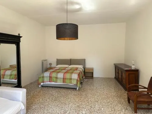 Golden Venezia Guest Rooms photo 15
