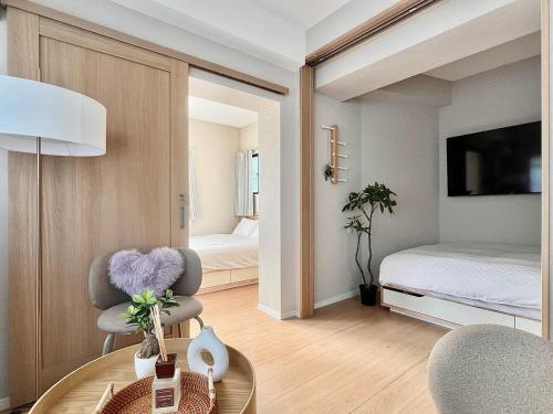 Luxury 2 bedroom suite in Shinjuku Meoa, super luxury Dyson & POLA top configuration! 3 min to Waseda station, maximum 4 guests