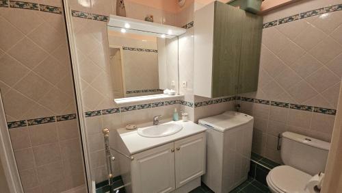 Apartment Gioia, strandnah, familienfreundlich, Garage, Pool by Riviera Homelife Managment