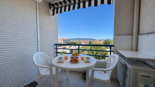 Appartement F2 à Fréjus avec terrasse et parking