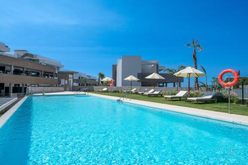 Luxury 3 BDRM Boutique Hideaway w Magical Views