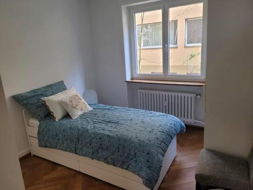 Bright, large apartment close to SBB with garage