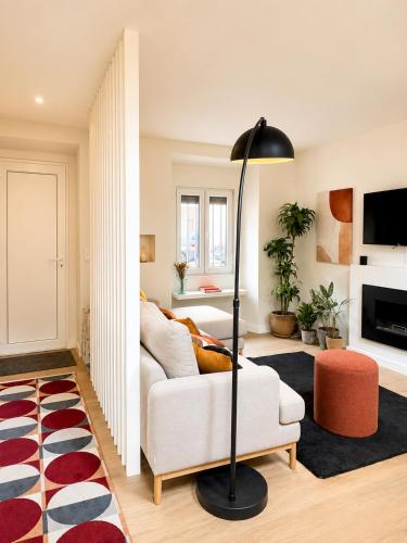 Loft-style home with mezzanine in Belém