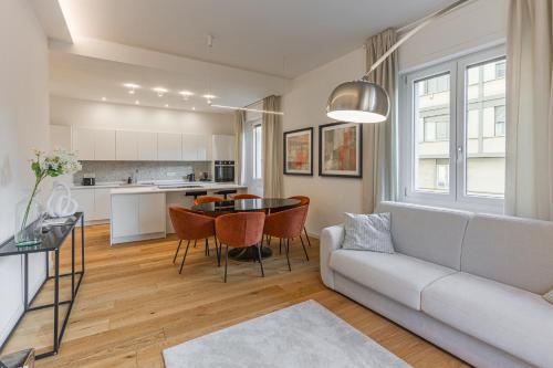 The Elite Stay in Florence - Modern Harmony - 2BR - 2 Baths