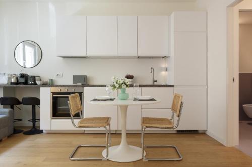 Modern Isola Suite - 300 mt Machiachini Metro