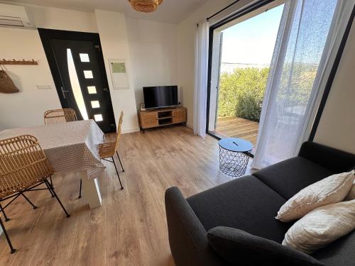Maison avec vue sur le massif de l Étoile