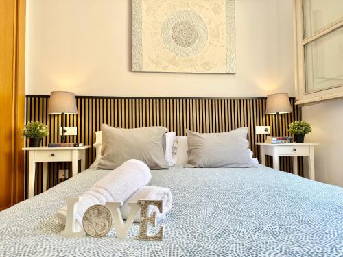 Elegant Luxury Apartment in the City Center by TuriVida