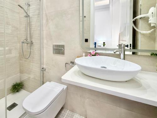 PC- Luxury Apartment Larios Street by TuriVida A-C