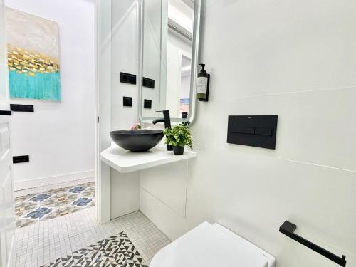 PC- Luxury Apartment Larios Street by TuriVida A-C