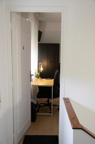Chambre 4 confort avec cuisine, 10m2, salle de bain partagé avec une autre