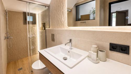 Petite Palace Terra Rethymno Renovated 2026 Near Beach