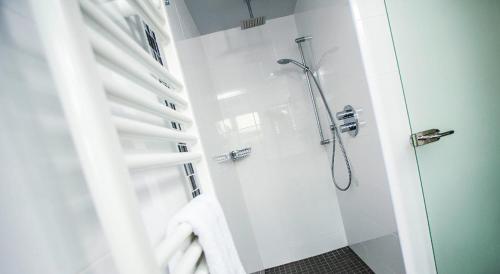 Tynemouth Grand Hotel tesisinde bir banyo