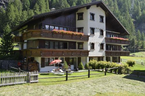 Peisaj natural din apropierea acestui apartament