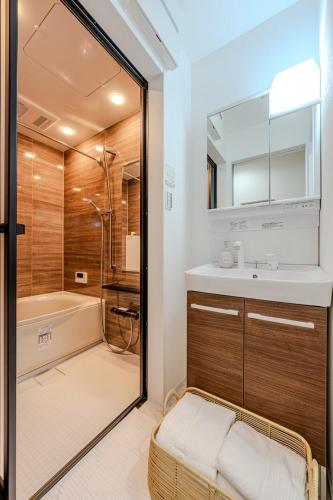 NIKYO YAMA 2 minutes from Nishikujo Station Villa Osaka
