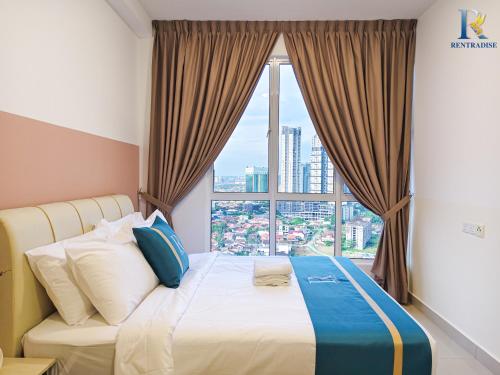 a bedroom with a bed with a large window at Trellis Residence by RR JBcity in Johor Bahru