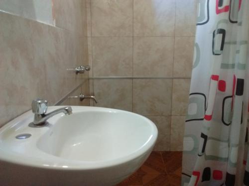 Ένα μπάνιο στο Hotel Brisas de Garupa