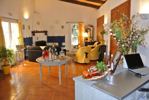 Gallery image of La Vieille Bastide in Flayosc