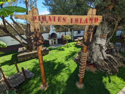 Pirates Suite