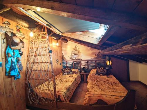Pirates Suite