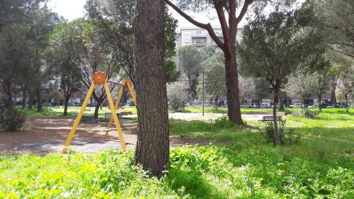 Studio apartment 150 meter from Metro B