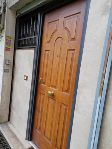 Studio apartment 150 meter from Metro B