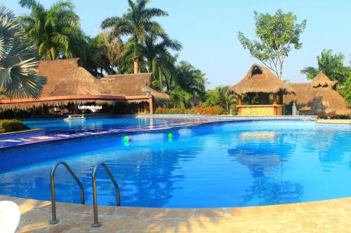 Kolam renang di atau dekat dengan Eco Hotel Villa Martha