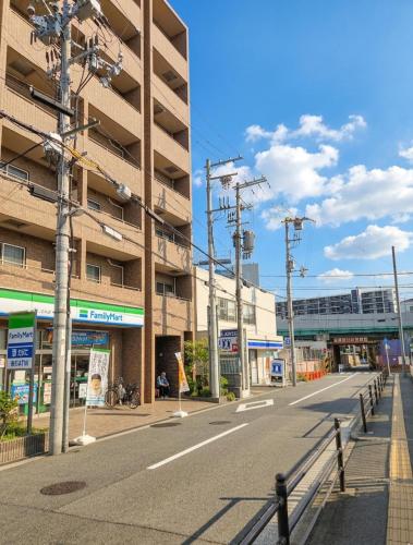"Crossroads#22" Perfect Base - Floor Heating, 3Bedrooms, 2 Baths, Free Parking , Near USJ & Namba