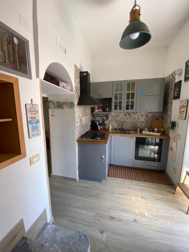 R&F HOME Loft Moderno a 50MT dalla Metro