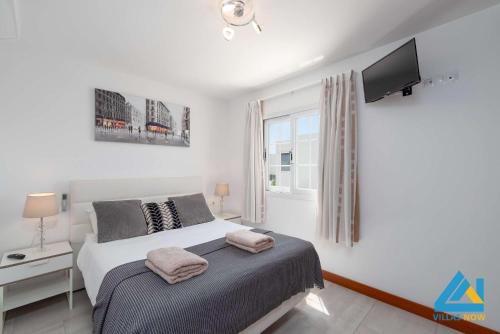 Villa Amaia by Villas Now Ltd