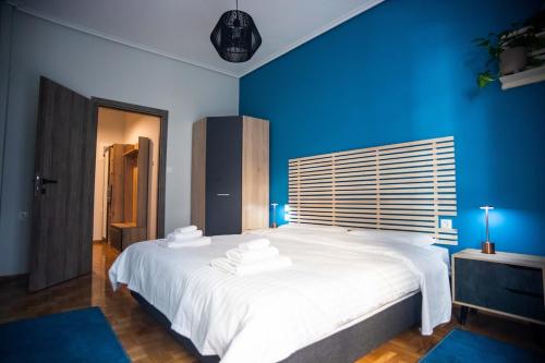 Cozy 1-bedroom renovated apt at the city center