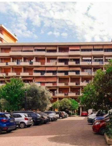 Nice apartment with free parking-airport 5' and city 10' by tram