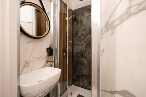 Lux design house in the Heart of Rome 5min Walk to Colosseum
