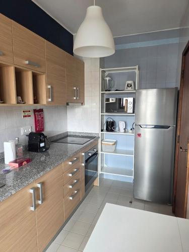 Cosy, sunny apartment in Boavista Avenue- BednBike