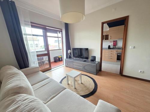 Cosy, sunny apartment in Boavista Avenue- BednBike