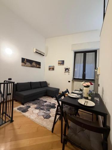 Garibaldi apartment in Milan