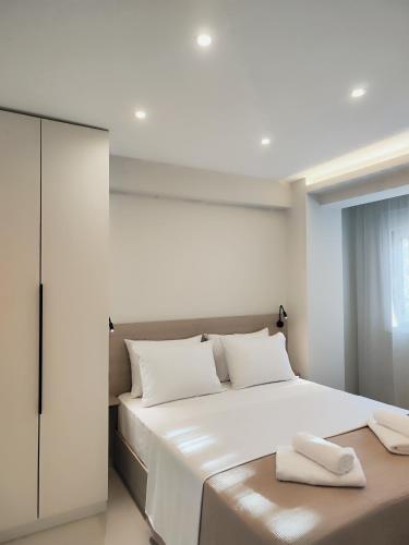 Le Moon Suites
