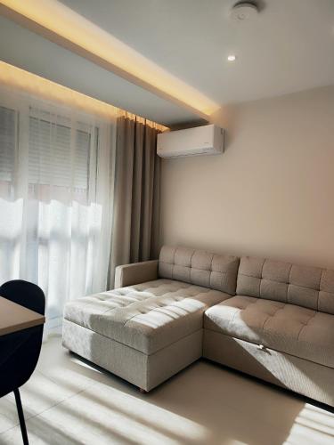 Le Moon Suites