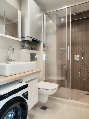 Le Moon Suites
