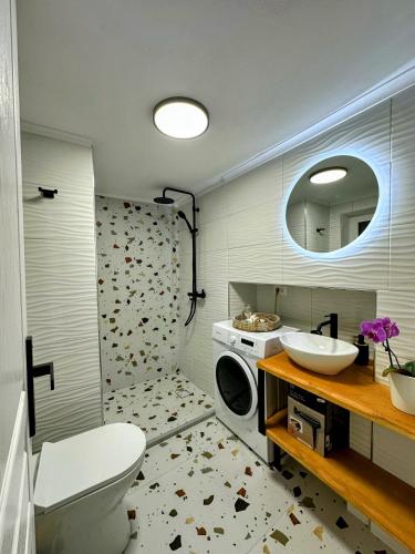Michalis UrbanHome with parking