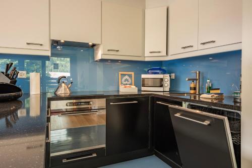 Central Cozy Family friendly Stylish Apartment I View to Jungfrau & Männlichen I Wengen