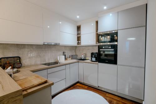 Fresh Look at Maison Prive Luxury Penthouse Sarajevo Ažurirane Cene Za 2026