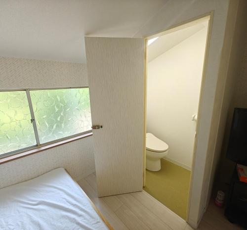 Chuoku Osaka A quiet standalone house3 minutes to Tanimachi 6 Station 10minute walk to Osaka Castle near Shinsaibashi Dotonbori