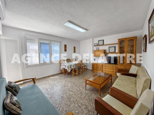 Appartement spacieux 8 pers avec clim, Wi-Fi et parking à Peniscola